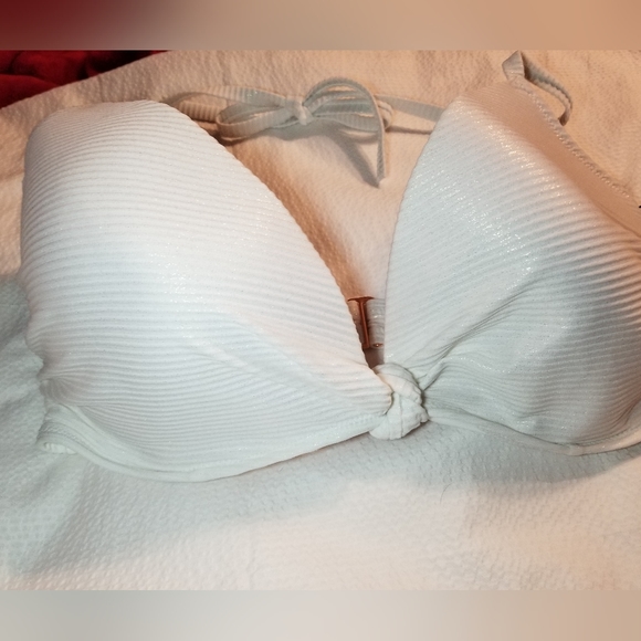 NWT UNDERWIRE BIKINI TOP MOLDED CUPS HALTER 34DD - Picture 2 of 3